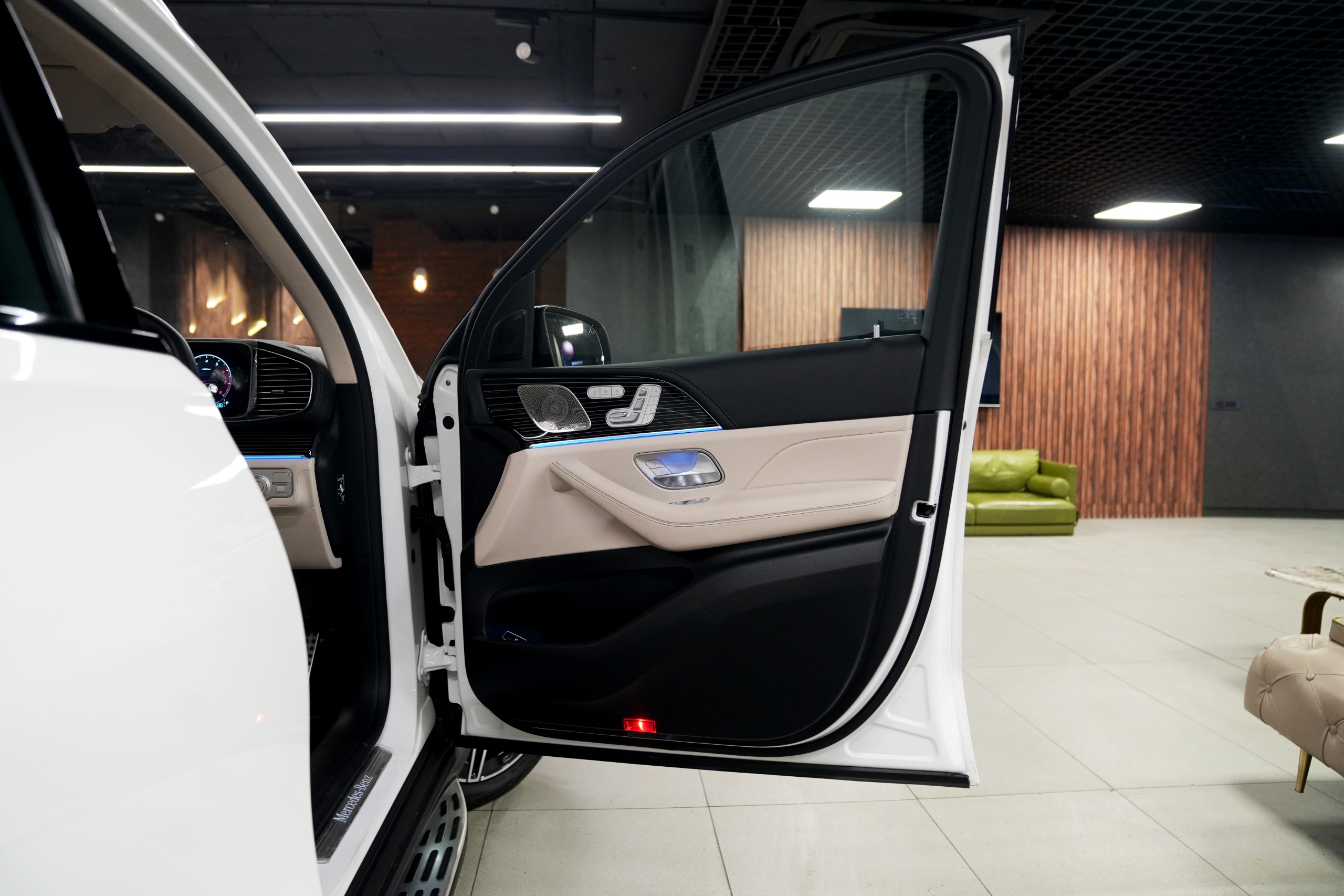 Mercedes-Benz GLS 450 LWB 4-matic AMG Line